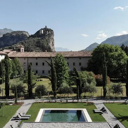 Ξενοδοχείο Monastero Arx Vivendi 4*